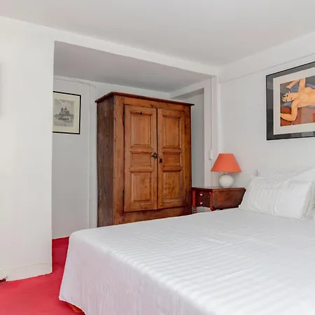 Appartement St Germain Charming Paris
